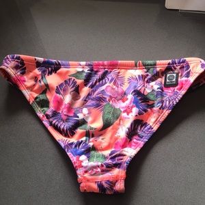 Jolyn Bali bikini bottoms